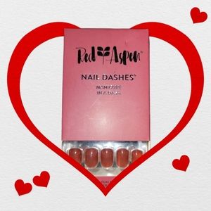 NWT Red Aspen Nails Mauveleloue Madelyn. I accidentally bought wrong color